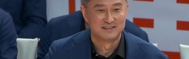 开云体育下载-广东历史首次遭福建双杀引热议！球迷狂刷官媒评论区“脸都不要”
