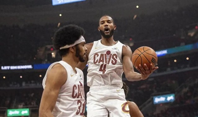 kaiyun-骑士输独行侠后！3个没想到，1短板放大，基德有东西，1人成亮点